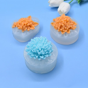 Floral silicone molds for fondant and resin with hydrangea and daisy flower samples