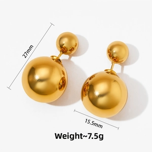 Spécifications détaillées des boucles d'oreilles double boule dorées de 27mm