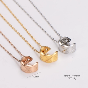 Stainless Steel Pendant Necklace Quilted C Shape Zircon Inlaid Clavicle Chain Elegant Minimalist Jewelry For Women