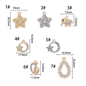 Specifiche delle dimensioni per ciondoli in lega con strass a forma di stella e luna