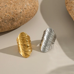 Irregular Wave Texture Stainless Steel Ring Minimalist Gold Plated Waterproof Hypoallergenic Jewelry For Women