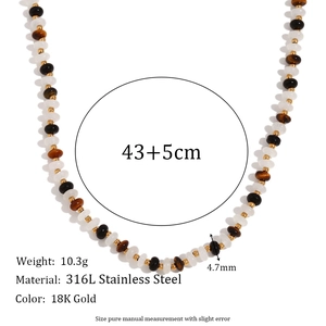 Detail view of 18K gold-plated beaded necklace with 43+5cm length and 4.7mm beads