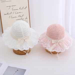 Straw sun hats for girls with lace brim and bowknot in white and pink colors