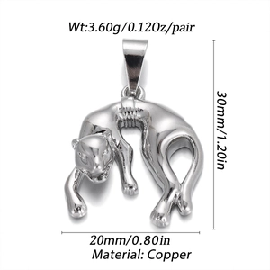 Macro shot of silver leopard pendant with precise size and weight specifications