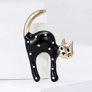 Cute Enamel Spotted Cat Brooch Fashion Alloy Polka Dot Kitten Pin For Clothing Backpack Hat Decor Unisex Animal Jewelry Gift