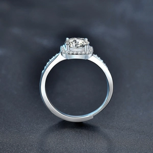 Elegant 1 carat moissanite 925 silver square ring with adjustable band and side stones