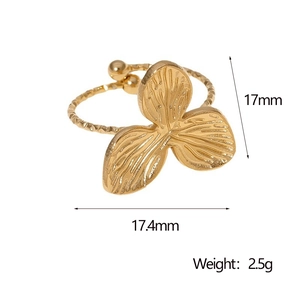 Detailed size chart of a leaf-shaped gold ring with dimensions 17.4mm and 2.5g weight