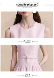 Détails de la robe rose sans manches à col rond avec plis à la taille et ceinture fine