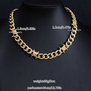 Detailed view of golden barbed wire chain necklace with size and weight dimensions