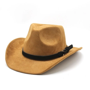 Western Cowboyhut in Camel aus Filz mit geschwungener Krempe und goldener Schnalle
