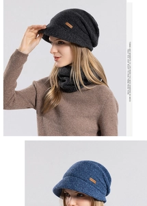 Détails de l'ensemble bonnet en tricot et écharpe d'hiver avec doublure polaire chaude