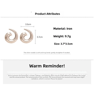 Detail specifications of spiral metal earrings showing 3.7x3.5cm size and 9.7g weight