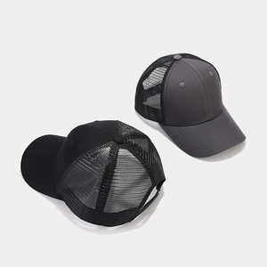Détails du filet respirant et de la fermeture réglable sur les casquettes de baseball