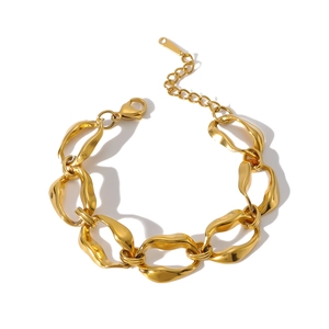 18K gold plated stainless steel chunky chain bracelet with irregular twisted links