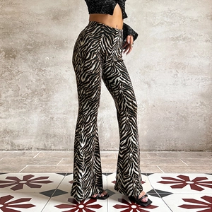 High-waisted leopard print flare pants with slim fit and animal pattern for women
