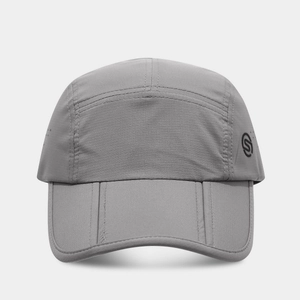 Detail showing the light grey quick-dry fabric and three-fold brim structure of the hat
