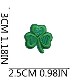 Detailed size view of green shamrock embroidery patch measuring 3cm high and 2.5cm wide