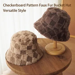 Winter plush checkerboard pattern bucket hat with warm thickened fleece for women