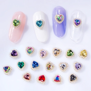 Charmes D'Art D'Ongle Coeur Alliage Strass En Verre Faux Künstliche Perle Aurora Paillettes Stéréoscopiques Manucure DIY Décoration Accessoires Femmes