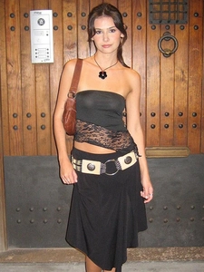 Haut bustier noir à la mode avec coutures en dentelle et coupe ajustée pour femme