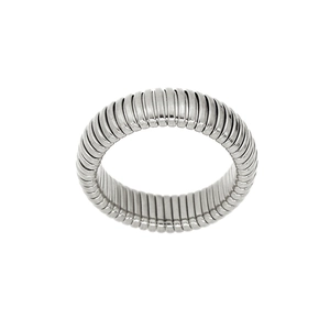 Detail of silver 6mm tubogas stretch snake ring with a flexible textured finish