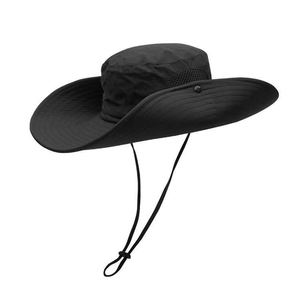 Sombrero de sol negro de ala ancha con malla transpirable y barboquejo ajustable