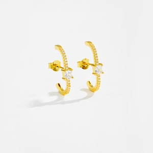 Detailed view of S925 silver gold-plated hoop earrings featuring a square center zircon