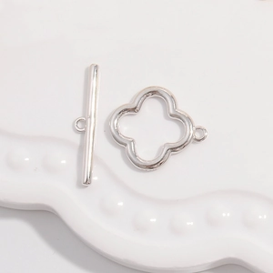 Detailed view of S925 sterling silver clover OT toggle clasp for necklace and bracelet