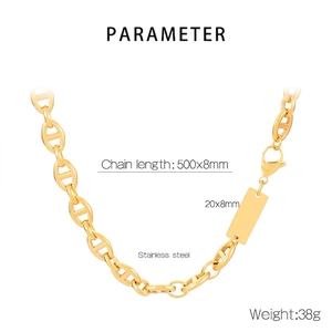 Detail of 8mm gold stainless steel marina chain with engravable rectangular pendant