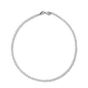 Elegant 925 sterling silver necklace with round artificial crystal pearls and silver clasp