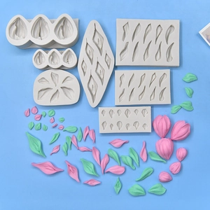 Tulip flower and leaf silicone mold set for 3D cake decoration and DIY fondant crafts