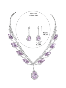 Detailansicht der Größe des Brautschmuck-Sets mit lila Kristall-Tropfenanhängern