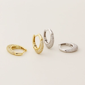 Luxurious S925 sterling silver hoop earrings with pavé zircon in gold and silver finish