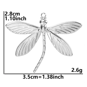 Detailed size specifications for a stainless steel dragonfly pendant 3.5cm by 2.8cm