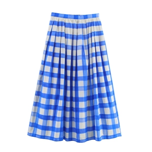 Gonna midi da donna a quadretti bianchi e blu a vita alta con design a pieghe su sfondo