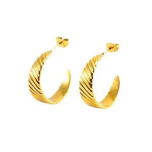 Minimalist 18K gold stainless steel C-shaped earrings with elegant striped texture