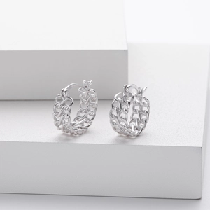 Elegant S925 silver geometric chain link hoop earrings on minimalist white display