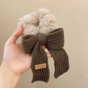 Chouchou en peluche automne hiver style coréen nœud tricoté mignon accessoire cheveux