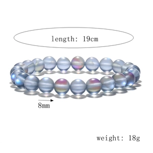Detail eines 19cm mattierten Mondstein-Perlenarmbands mit 8mm Perlen und 18g Gewicht