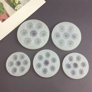 Set of 5 sunflower silicone molds for DIY baking and resin crafts in various sizes