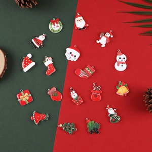 Mini Christmas Pendants Resin DIY Jewelry Making Accessories Tree Decoration Hanging Ornaments Santa Snowman Festive Charms