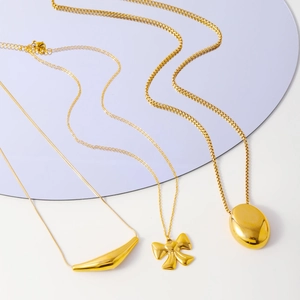 Collier En Acier Inoxydable Avec Pendentif Géométrique Cœur Nœud Bijoux Mode Élégant Minimaliste Pour Femmes