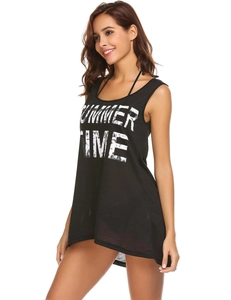 Détail d'un cache-maillot noir sans manches avec lettrage graphique SUMMER TIME blanc