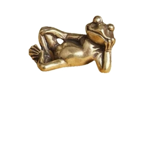Vintage brass sleeping frog desktop ornament with antique finish and relaxed pose