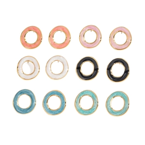 Lot de six paires de boucles d'oreilles créoles en acier doré et émail aux couleurs vives