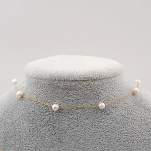 Elegant Freshwater Pearl Necklace Titanium Steel Gold Plated Choker For Women Simple Retro Clavicle Chain