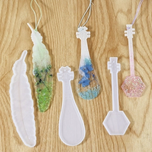 Moules en silicone DIY pour marque-pages pipa et plumes avec fleurs séchées intégrées