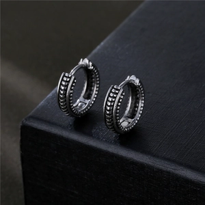 Retro titanium steel chain earrings with vintage beaded texture in silver finish