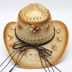 Cappello da cowboy etnico in paglia con motivi traforati e cordino decorativo