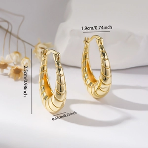 Detailed dimensions of gold chunky hoop earrings with textured ribbed surface